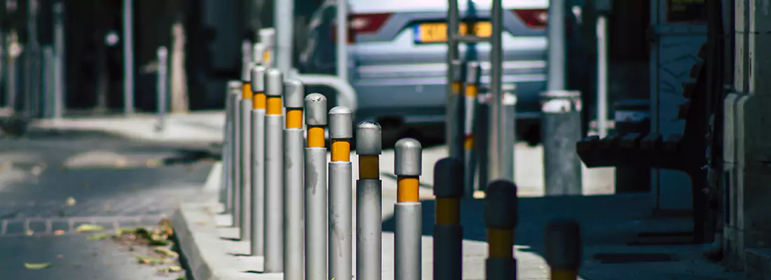 Safe and Convenient Retractable Barrier Column Systems for Properties in Pine Hills, FL